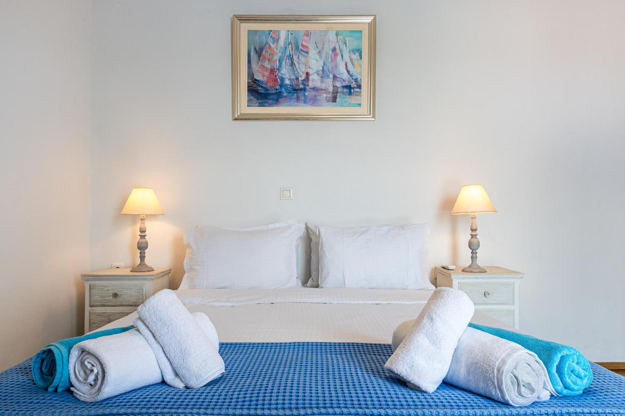 Dimitra Apartment With Private Pool And Sea View -The Ground Floor Of A Two Storey Building Daratsos Extérieur photo