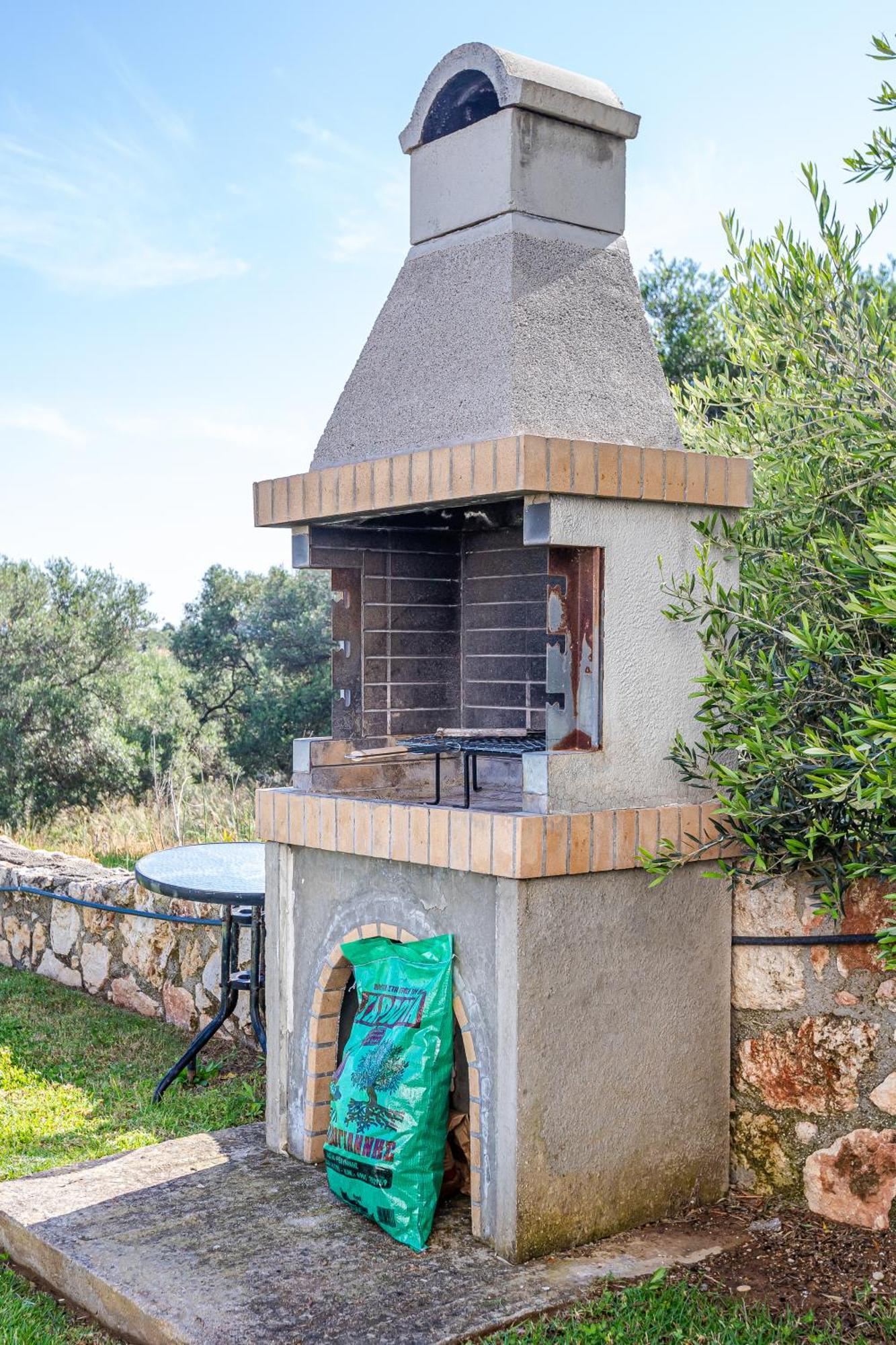 Dimitra Apartment With Private Pool And Sea View -The Ground Floor Of A Two Storey Building Daratsos Extérieur photo