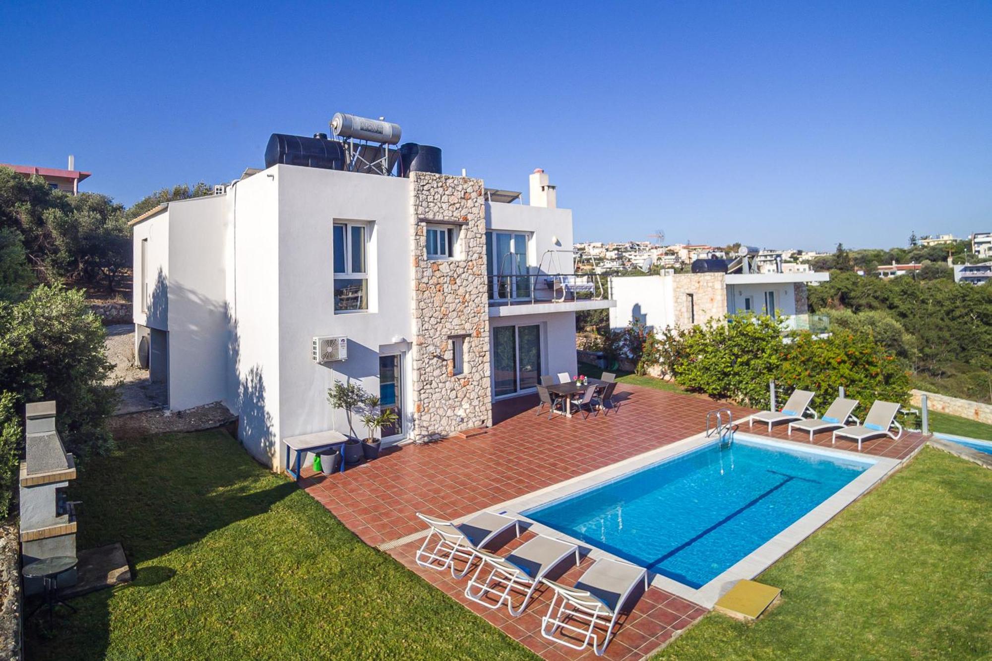 Dimitra Apartment With Private Pool And Sea View -The Ground Floor Of A Two Storey Building Daratsos Extérieur photo